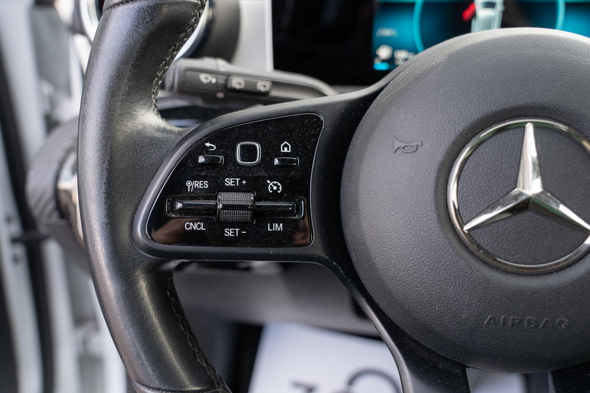 Mercedes-Benz A-Class 200d Business Line
