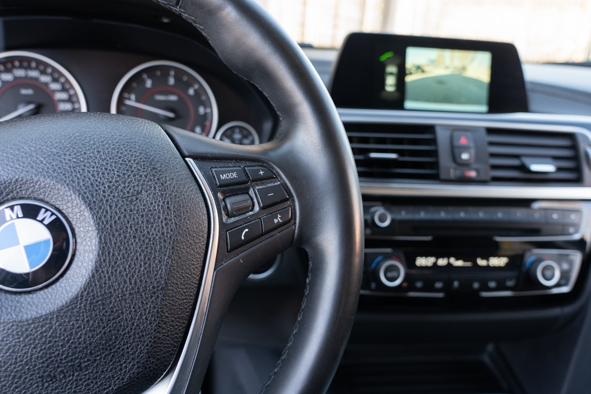 BMW
 3-Series 318 D