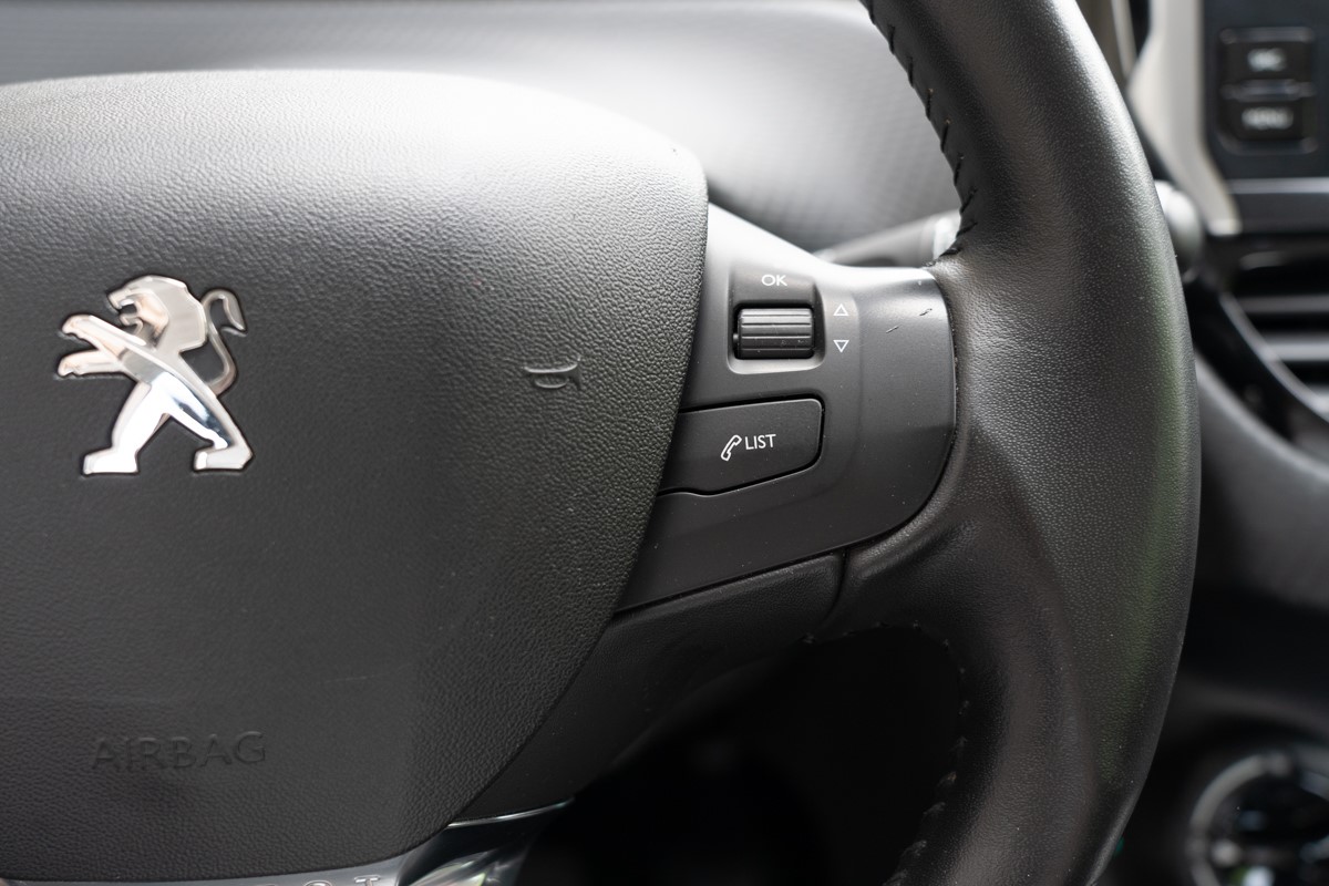 Peugeot 2008 1,6 BlueHDI