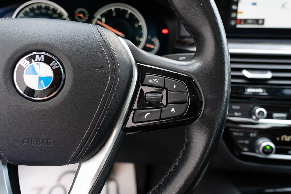BMW
 5-Series 530 D