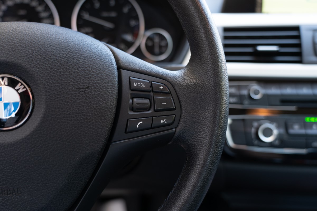 BMW
 3-Series 316D BUSINESS 