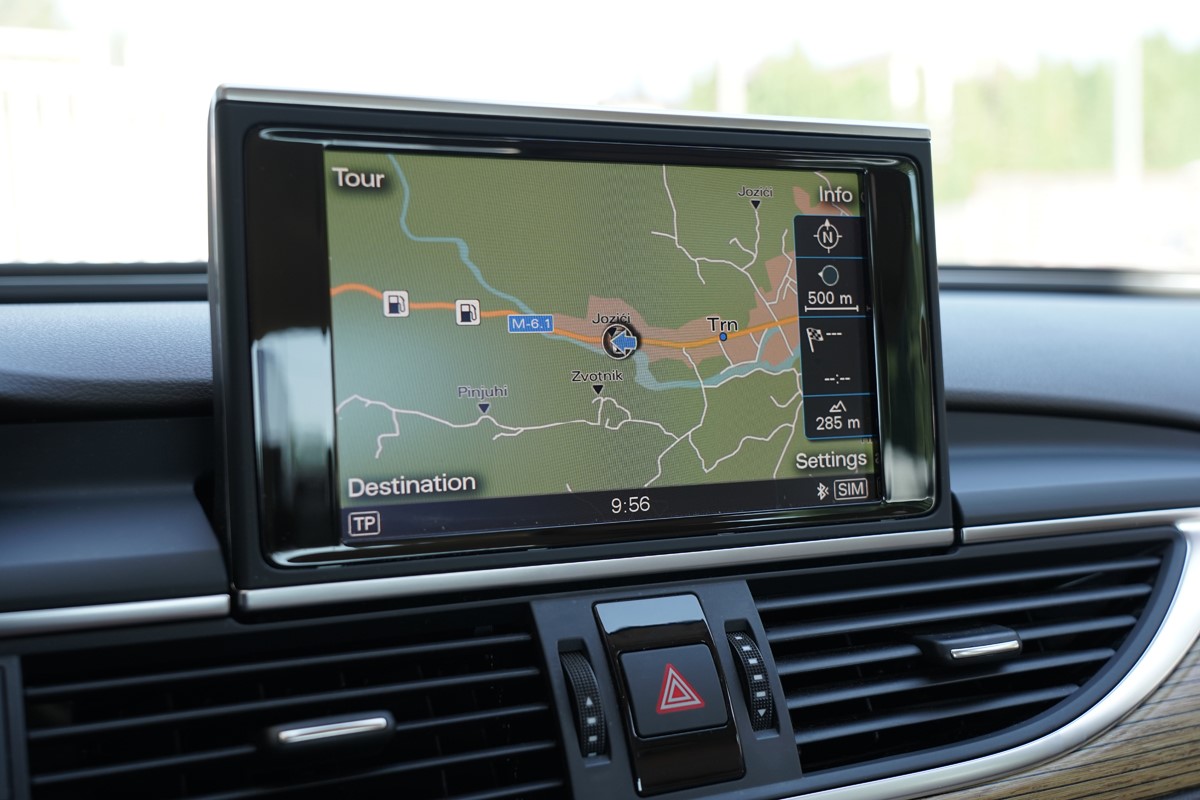 Audi A6
 3.0 TDi Quattro S-Tronic