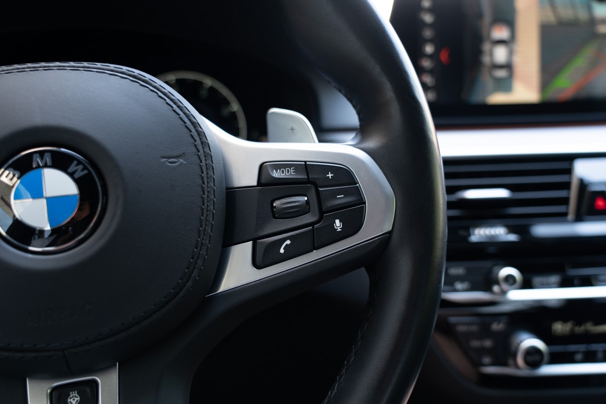 BMW
 5-Series 530 dA xDRIVE