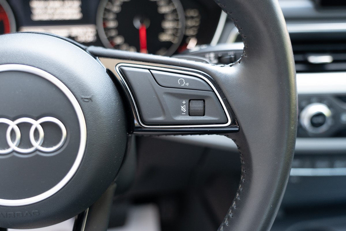 Audi A5
 35 TDi Sportback Business Edition S-tronic
