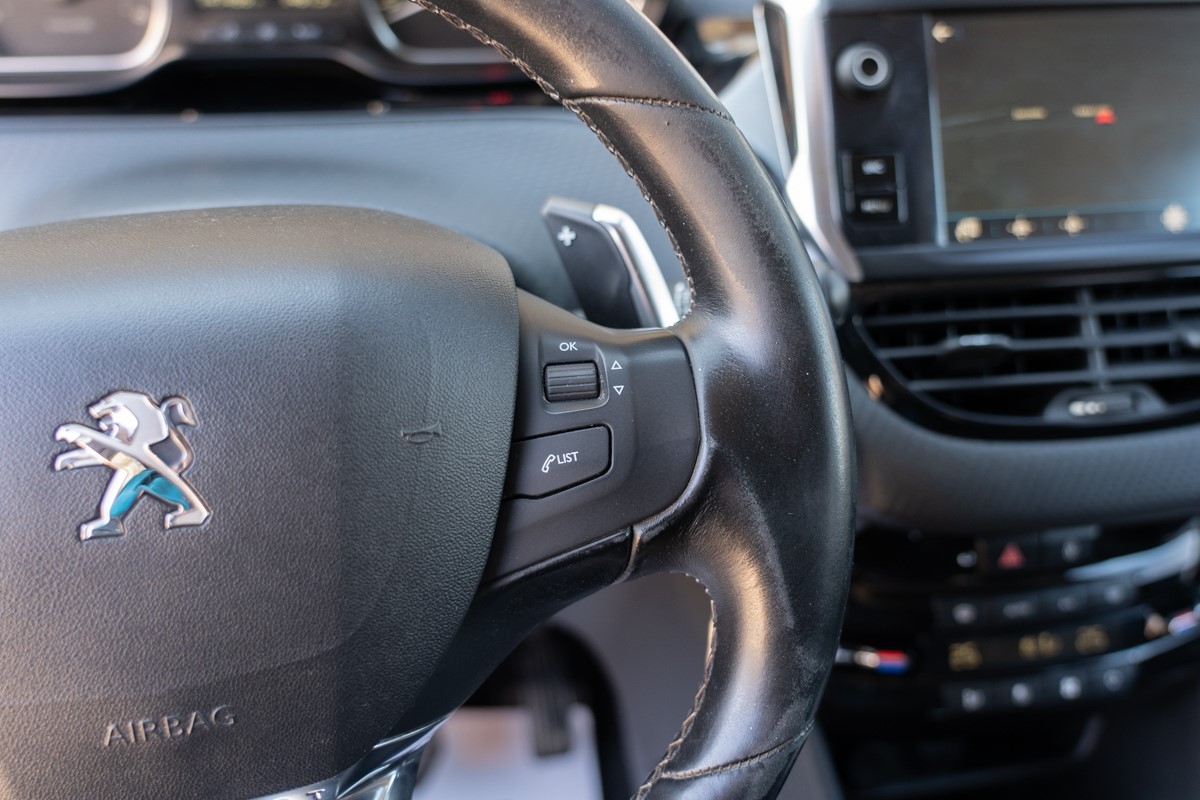 Peugeot 2008 1,6 BlueHDI