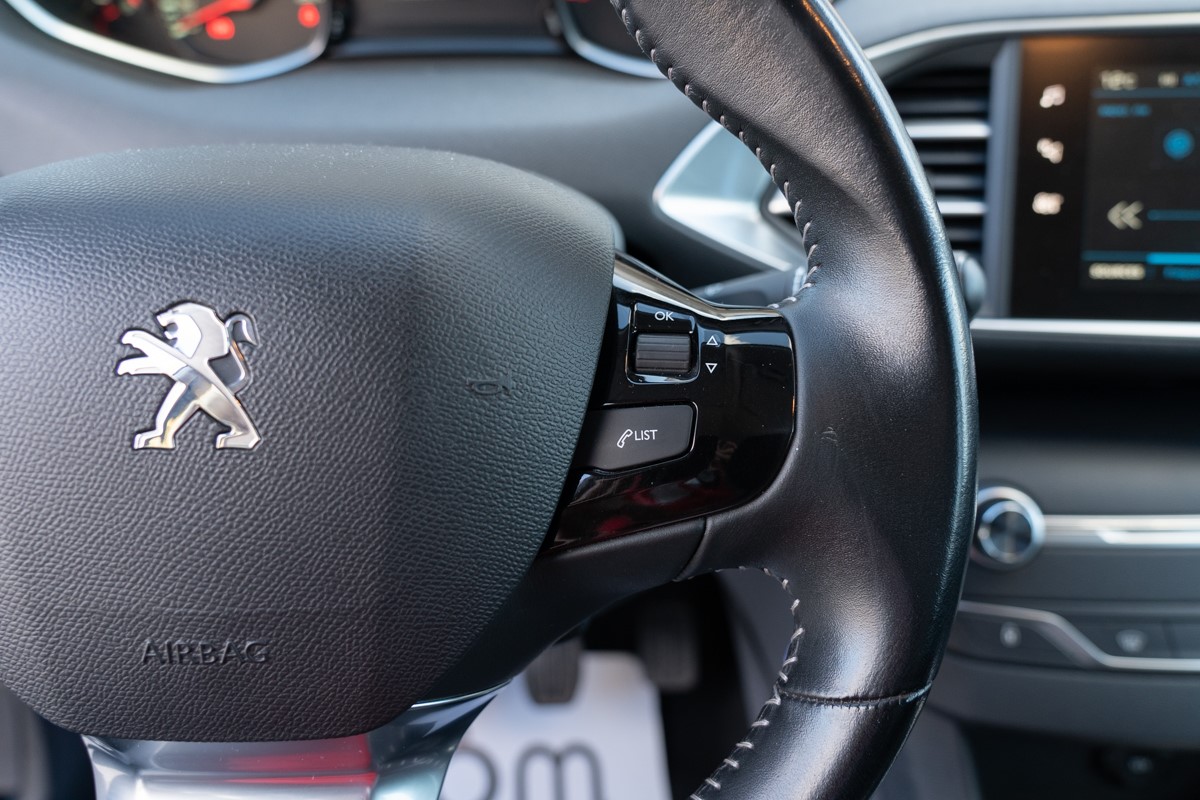 Peugeot 308 1,6 BlueHDI