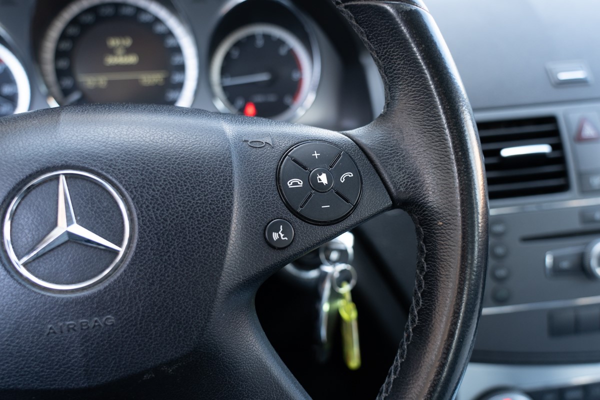 Mercedes-Benz C-Class
 200 CDI