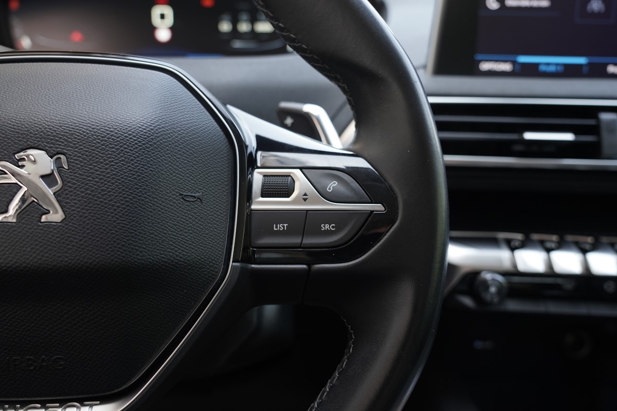 Peugeot 3008 1,5 BlueHDI ALLURE