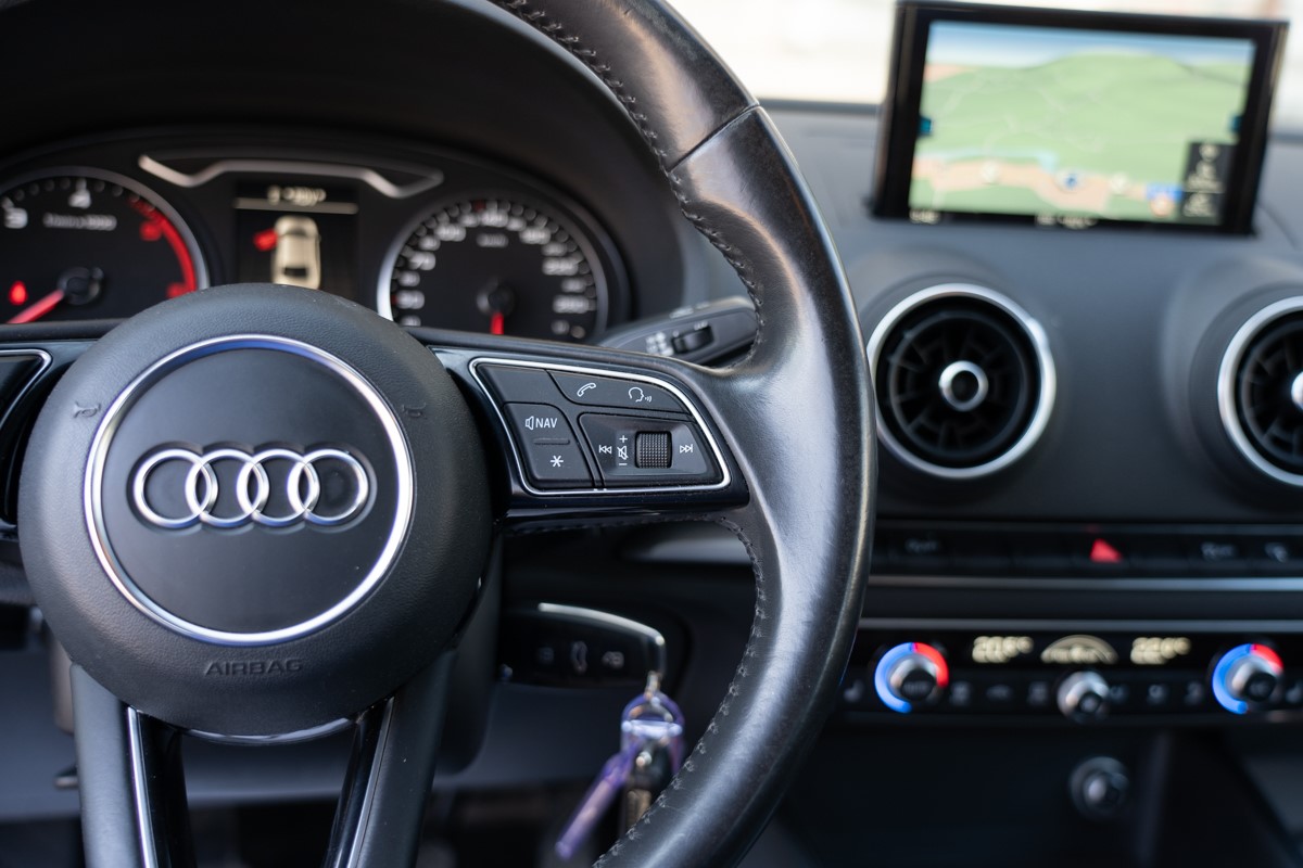 Audi A3
 Sedan 1.6 TDi