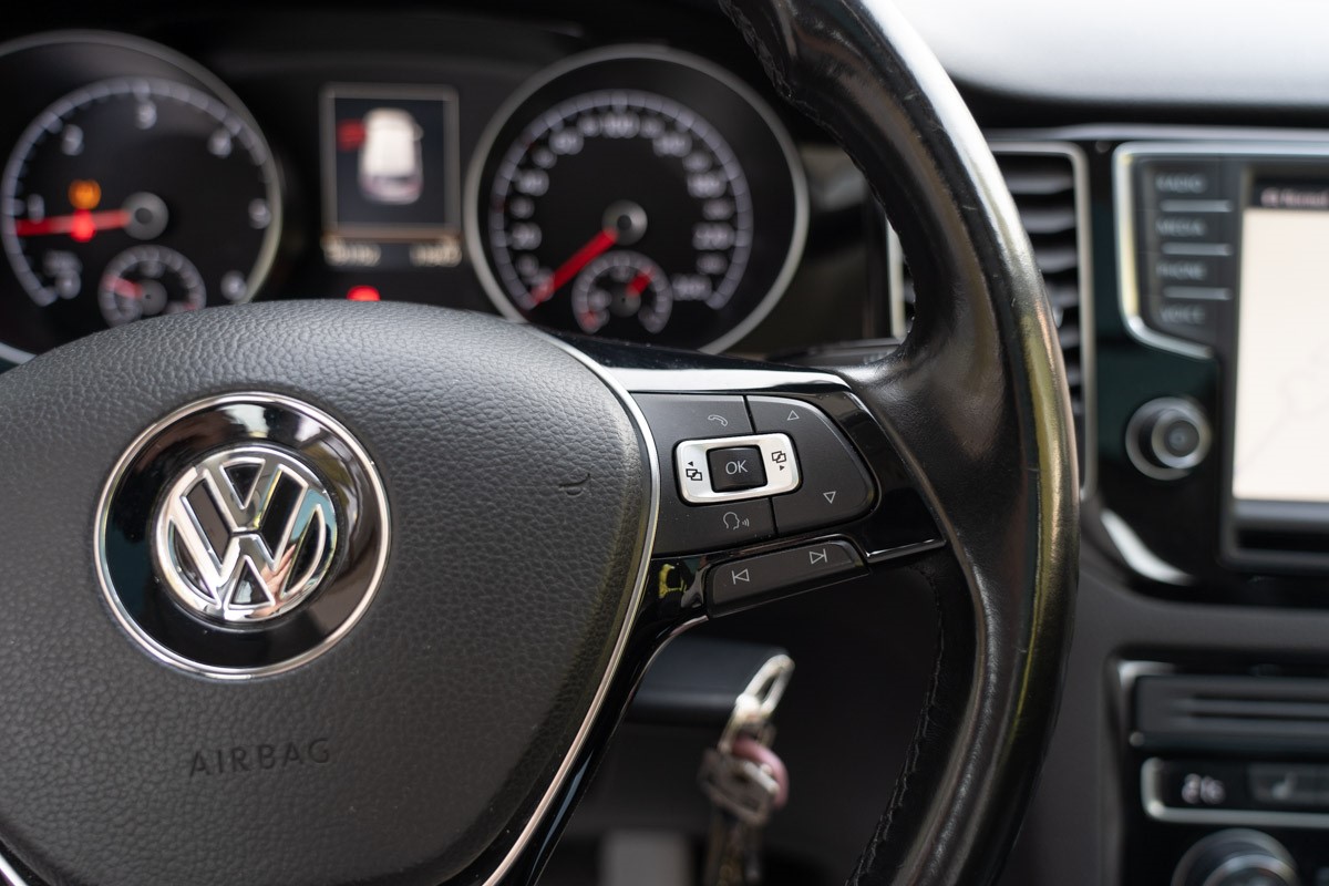 Volkswagen Golf SPORTSVAN  2.0 TDI HIGHLINE