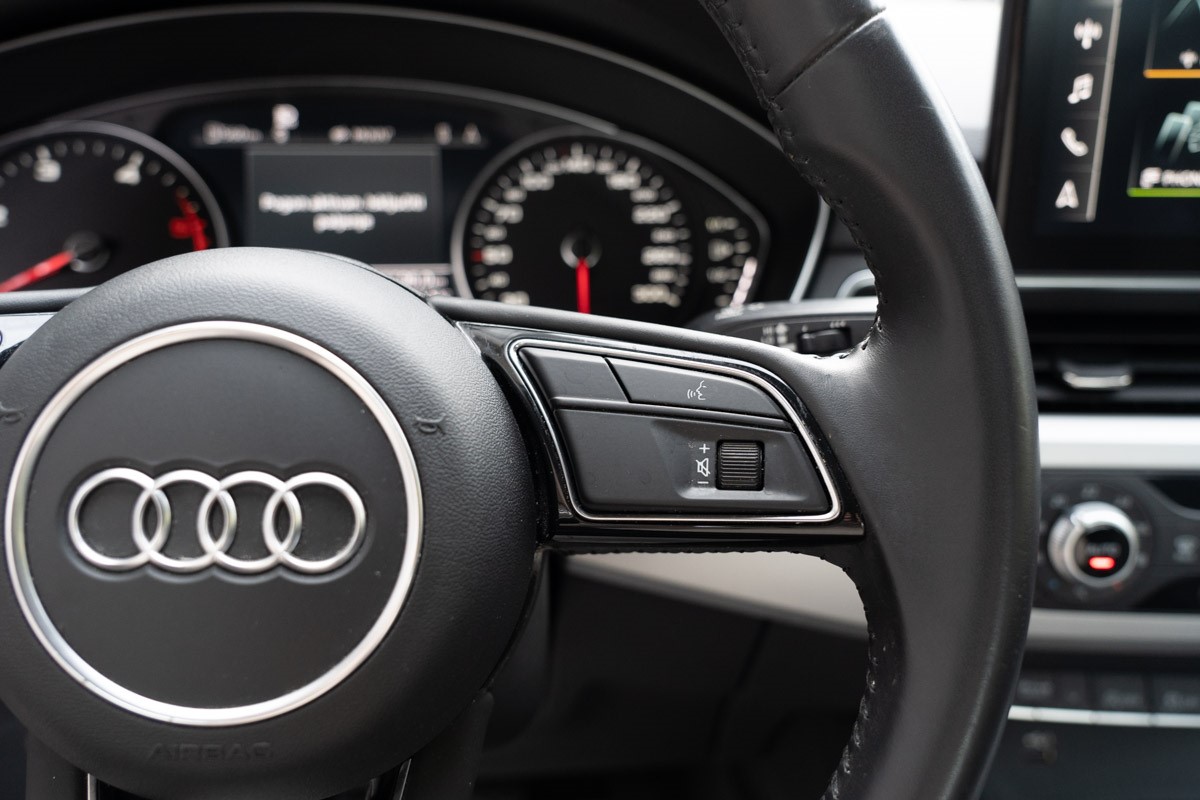 Audi A4
 2,0 TDI