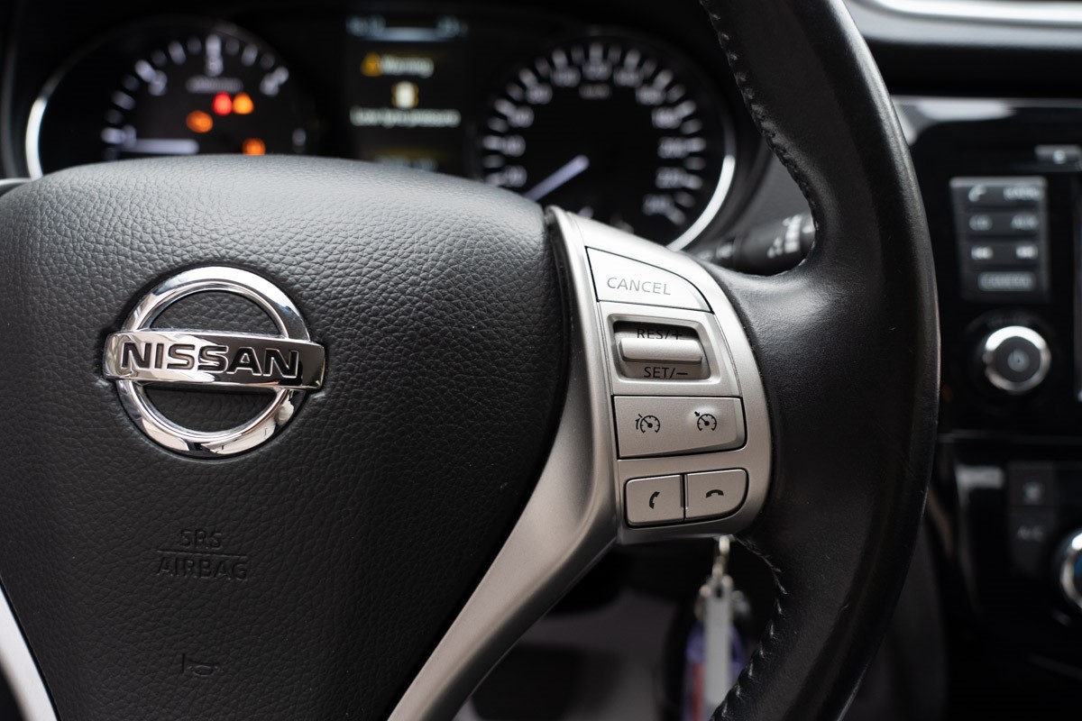 Nissan
 Qashqai 1,6 DCI