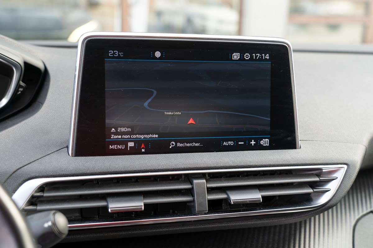 Peugeot 3008 1,6 BlueHDI