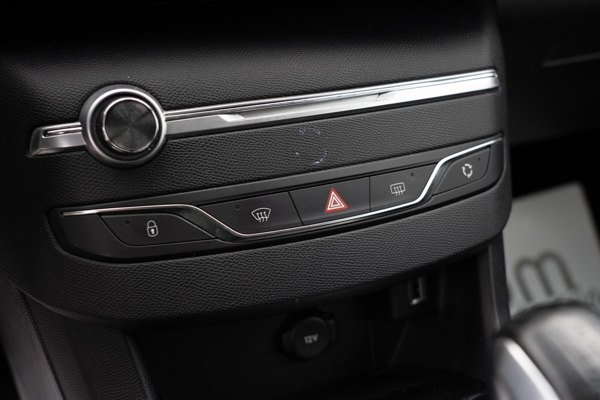 Peugeot 308 1,6 BlueHDI