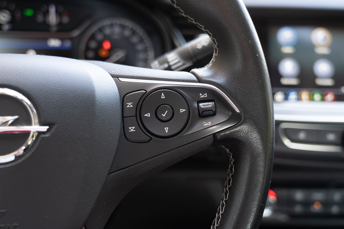 Opel Insignia 1.6 D