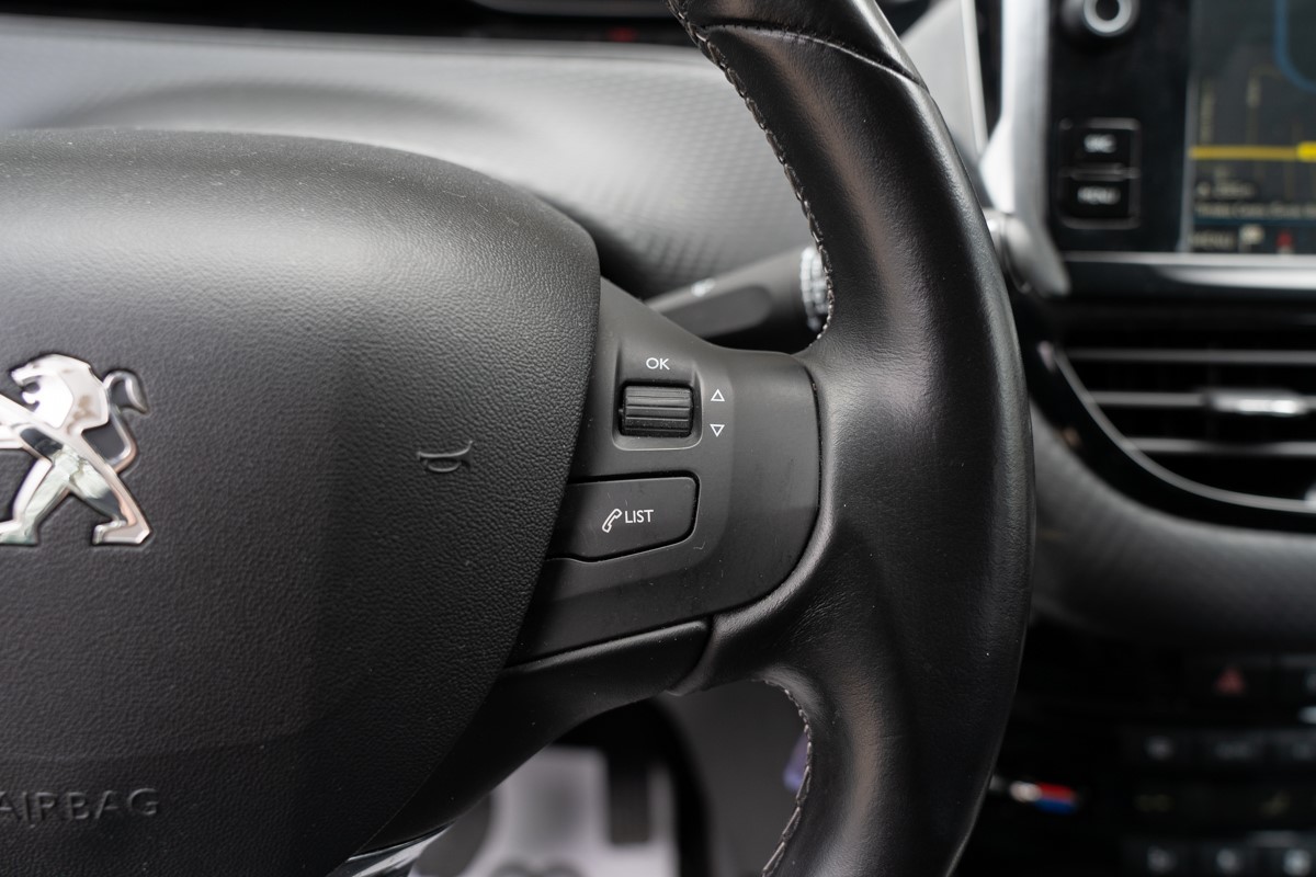 Peugeot 2008 1,6 BlueHDI
