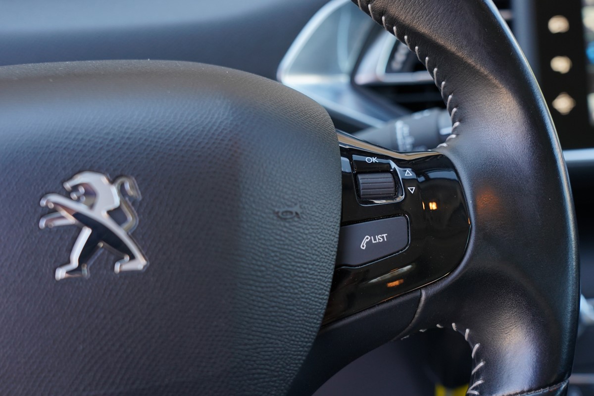 Peugeot 308 1,6 BlueHDI