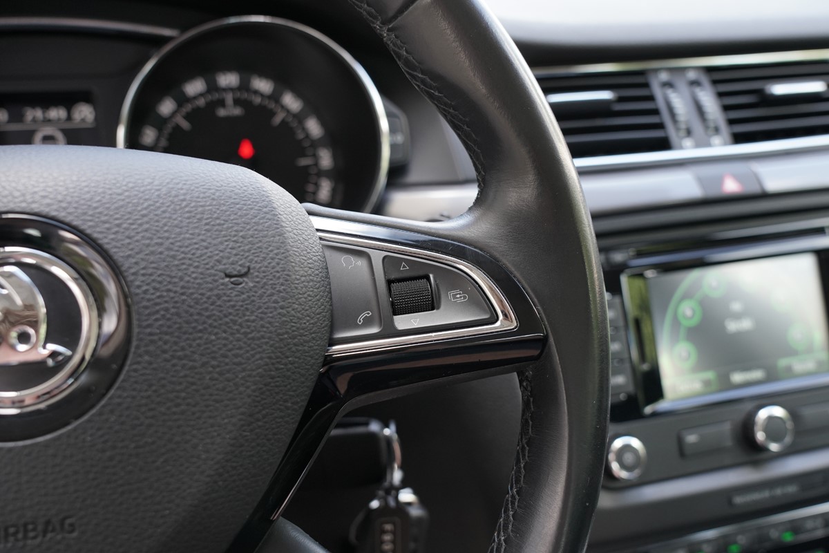 Škoda SUPERB 2,0 TDI