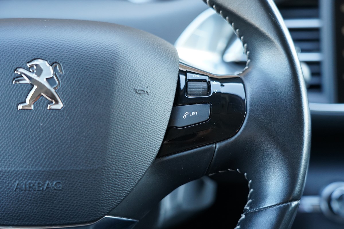 Peugeot 308 1,6 HDI SW AUTOMATIK!