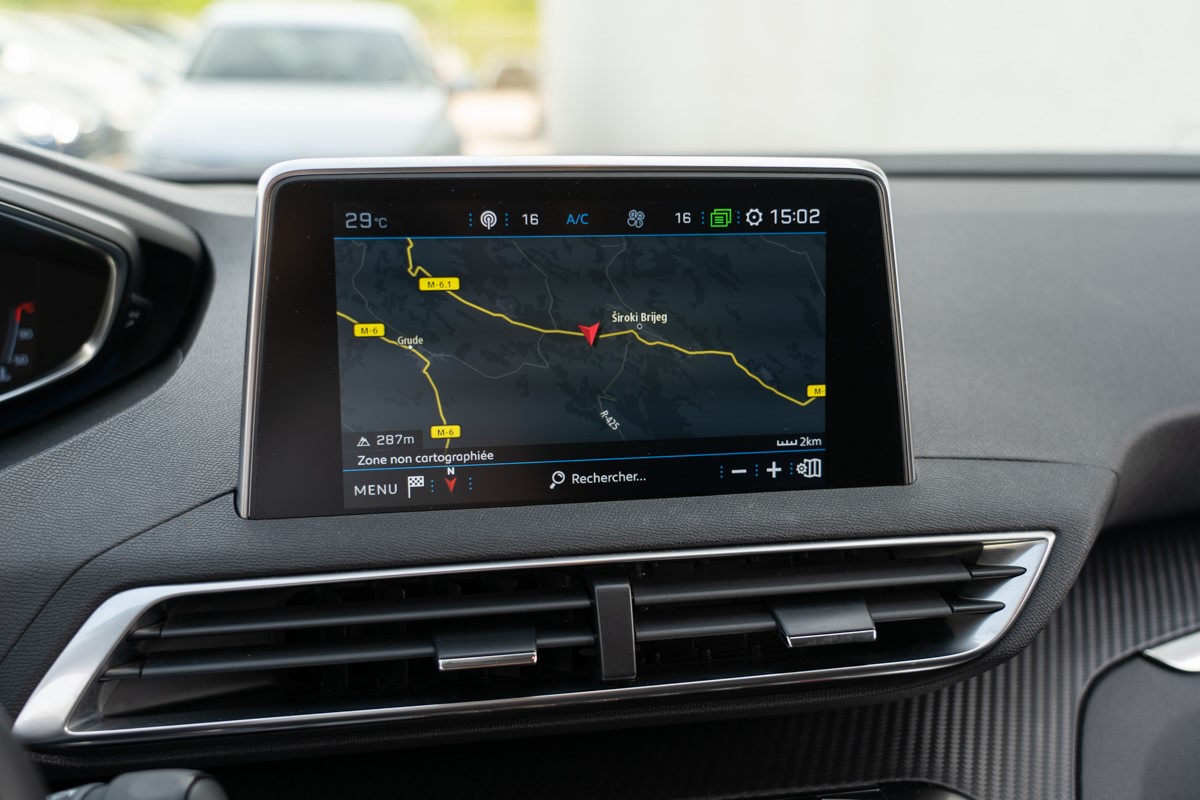 Peugeot 3008 1,5 BlueHDI