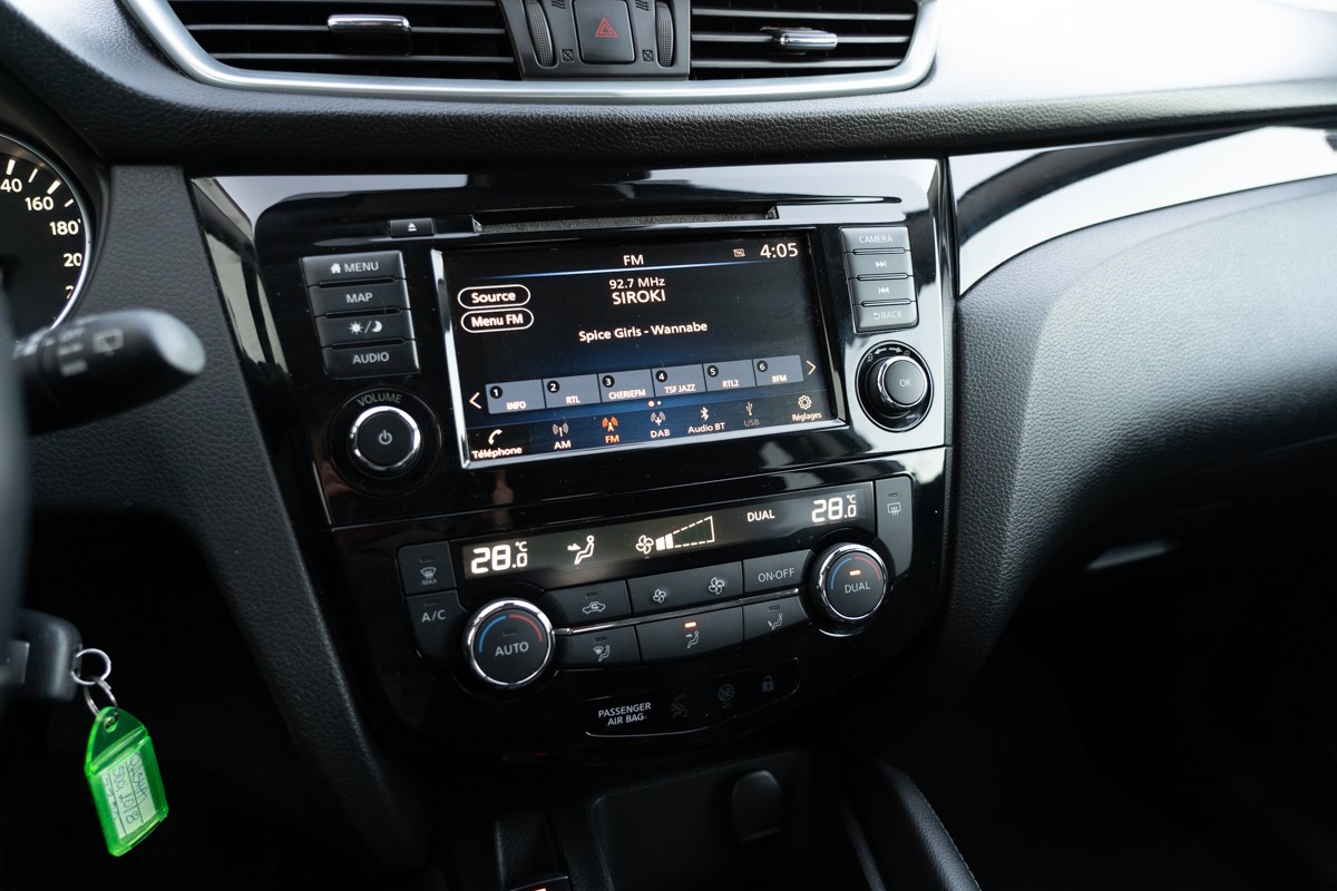 Nissan
 Qashqai 1.5DCI