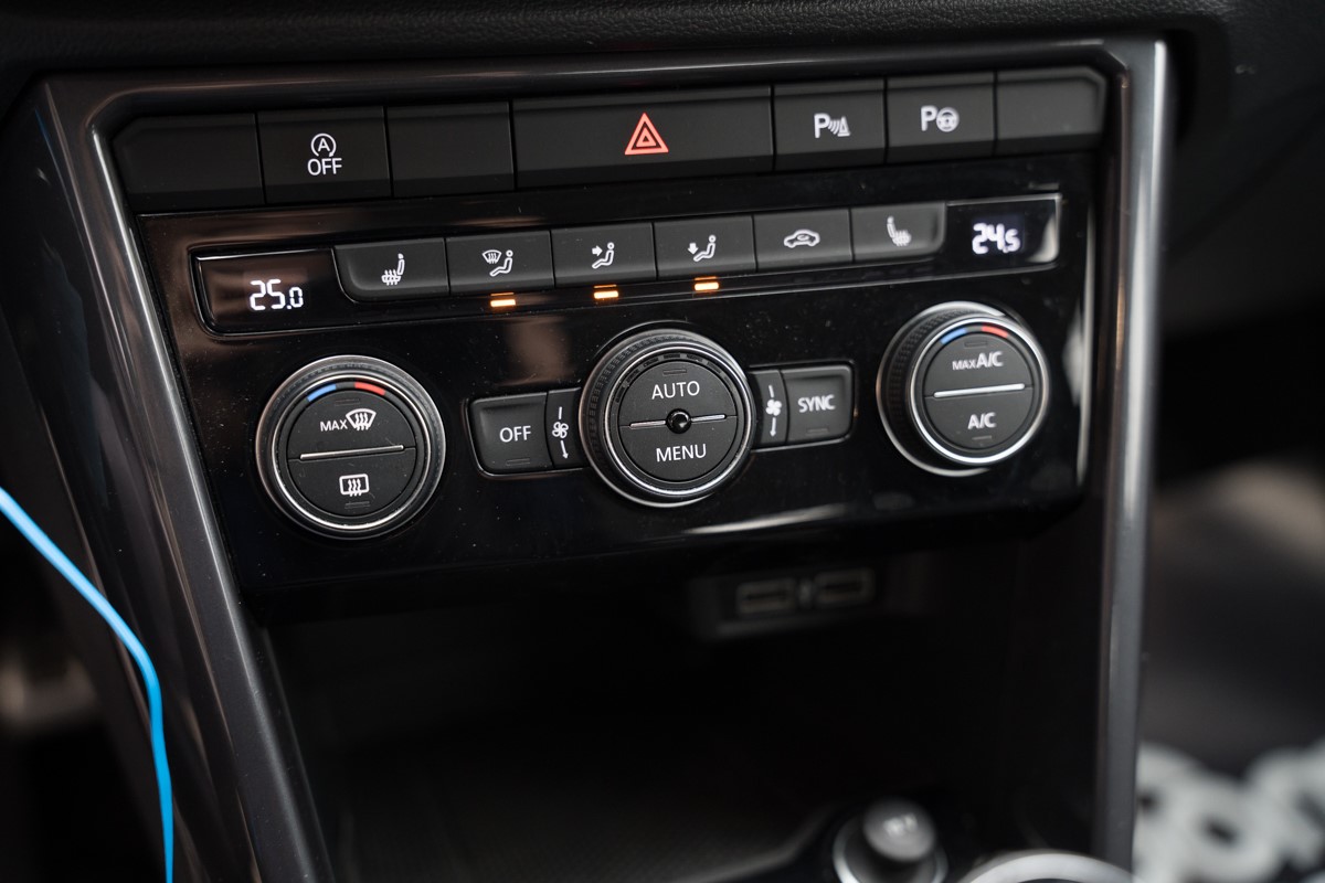 Volkswagen T-Roc 1.6 TDI IQ.DRIVE