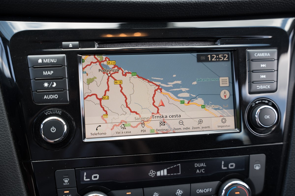 Nissan
 Qashqai 1.5 DCI Business