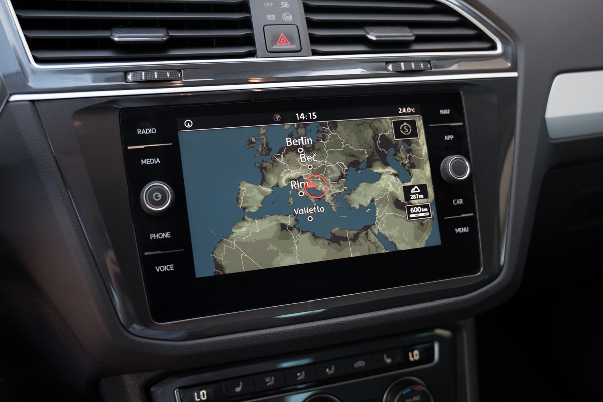 Volkswagen Tiguan
 2.0 TDI