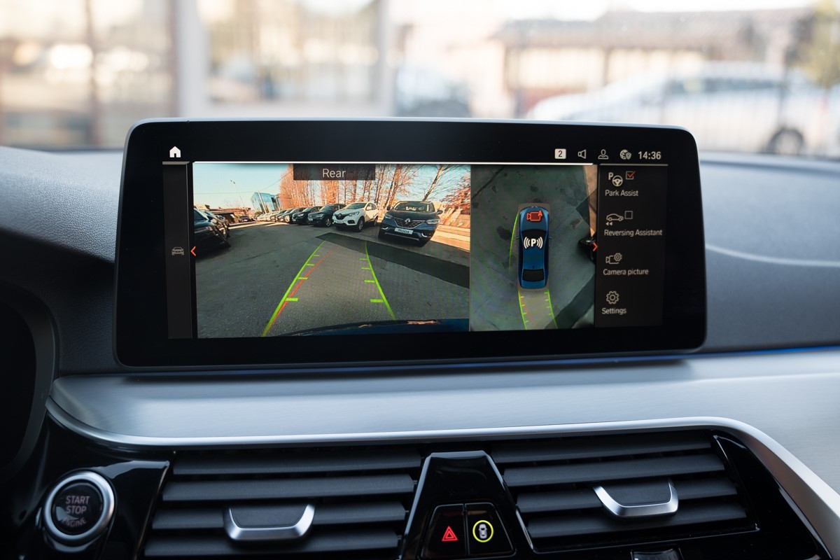 BMW
 5-Series 520 D M-Sport