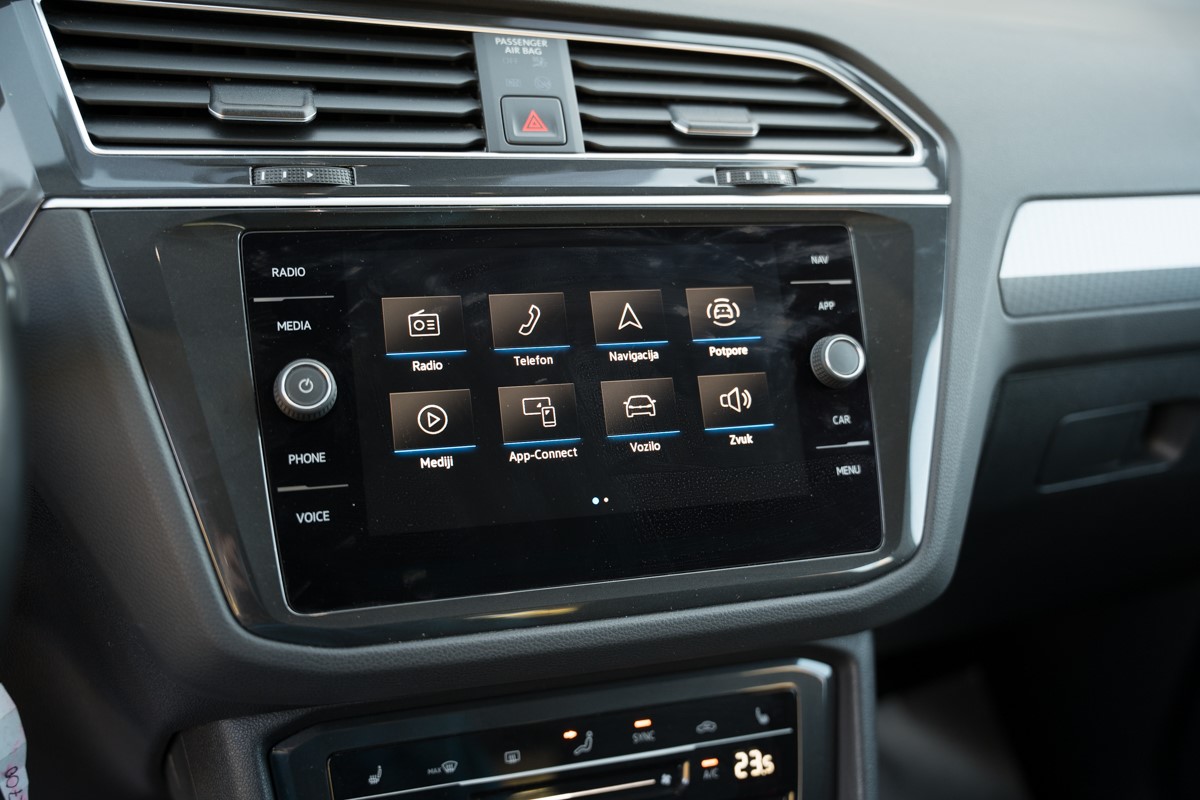 Volkswagen Tiguan
 2.0 TDI