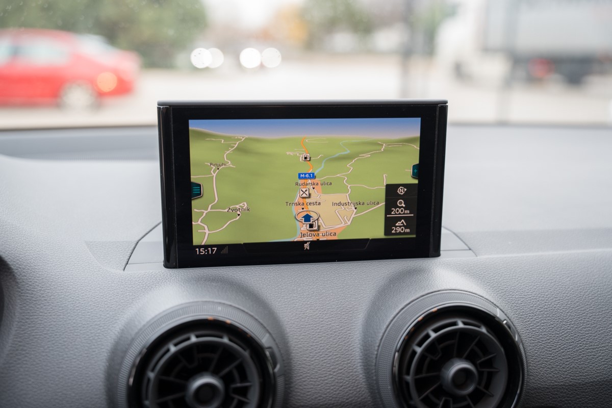 Audi Q2 30 TDI S-tronic