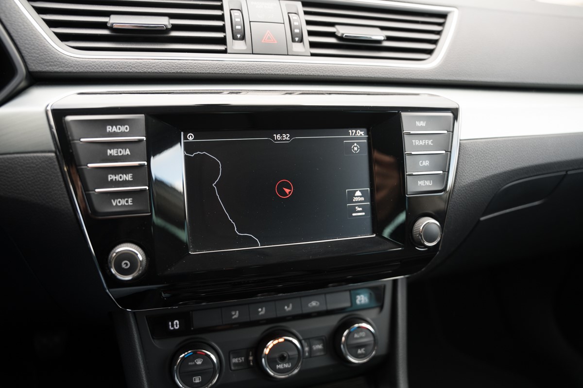 Škoda Superb 2.0 TDI