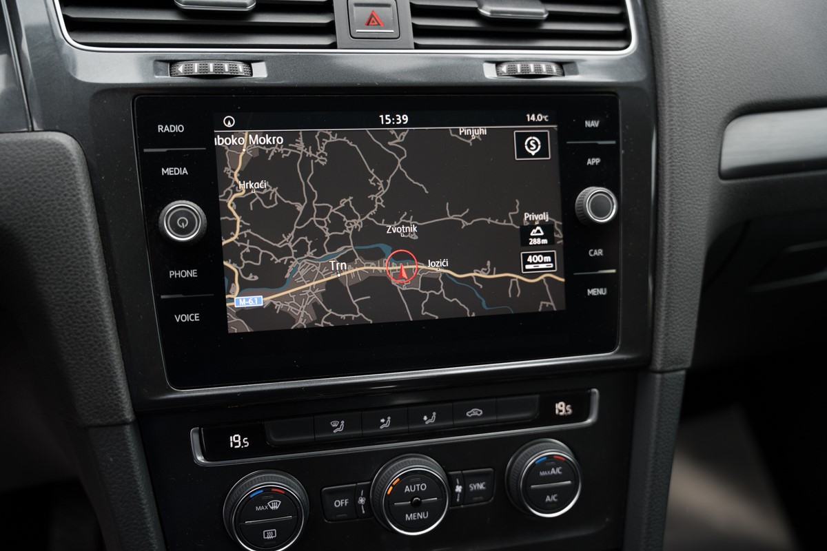 Volkswagen Golf 1.6 TDI DSG