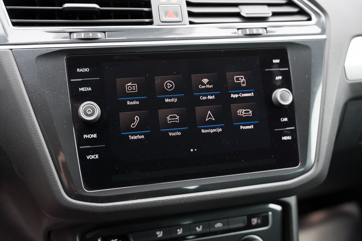 Volkswagen Tiguan
 2.0 TDI DSG 4MOTION