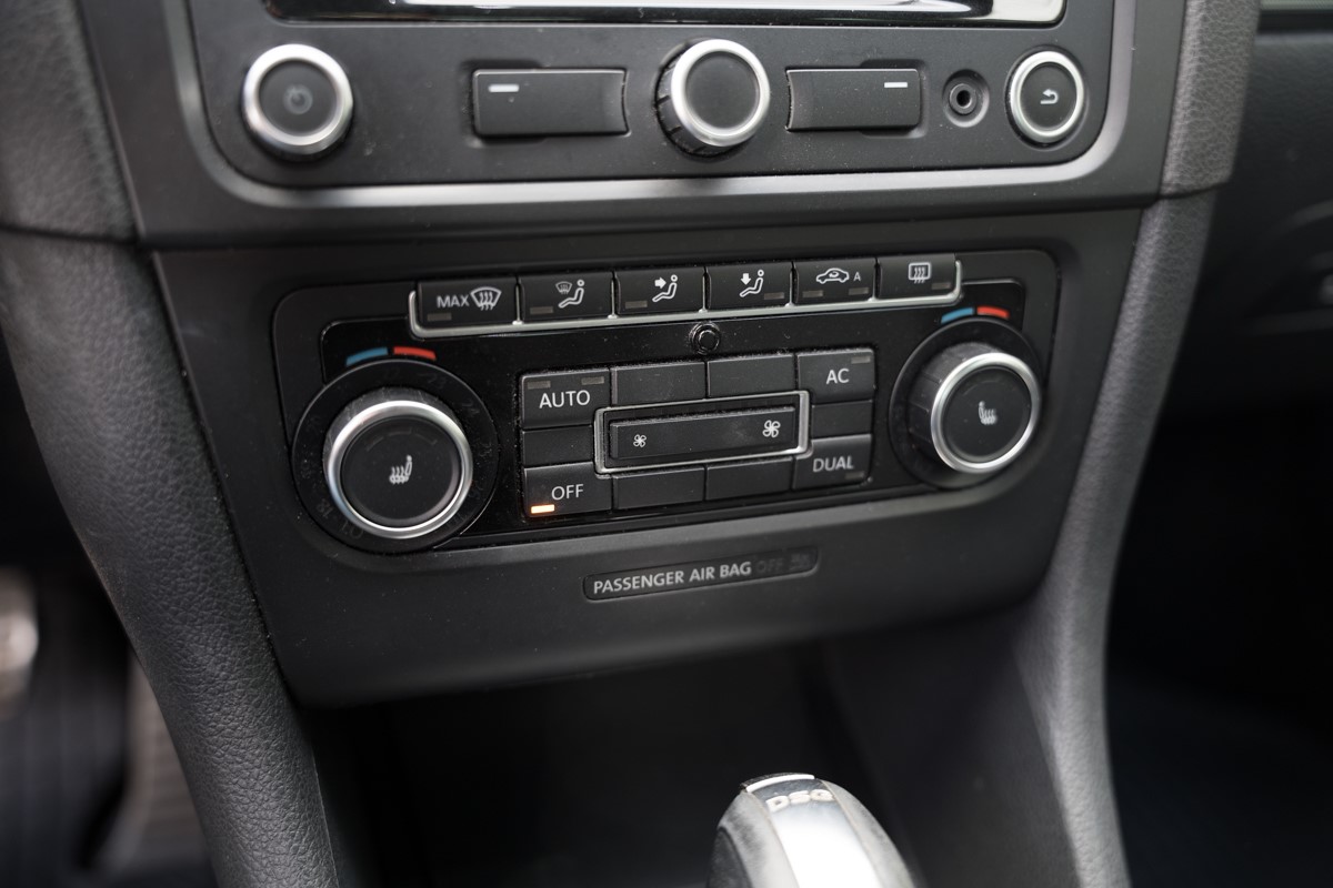 Volkswagen Golf 1.6 TDI DSG STYLE