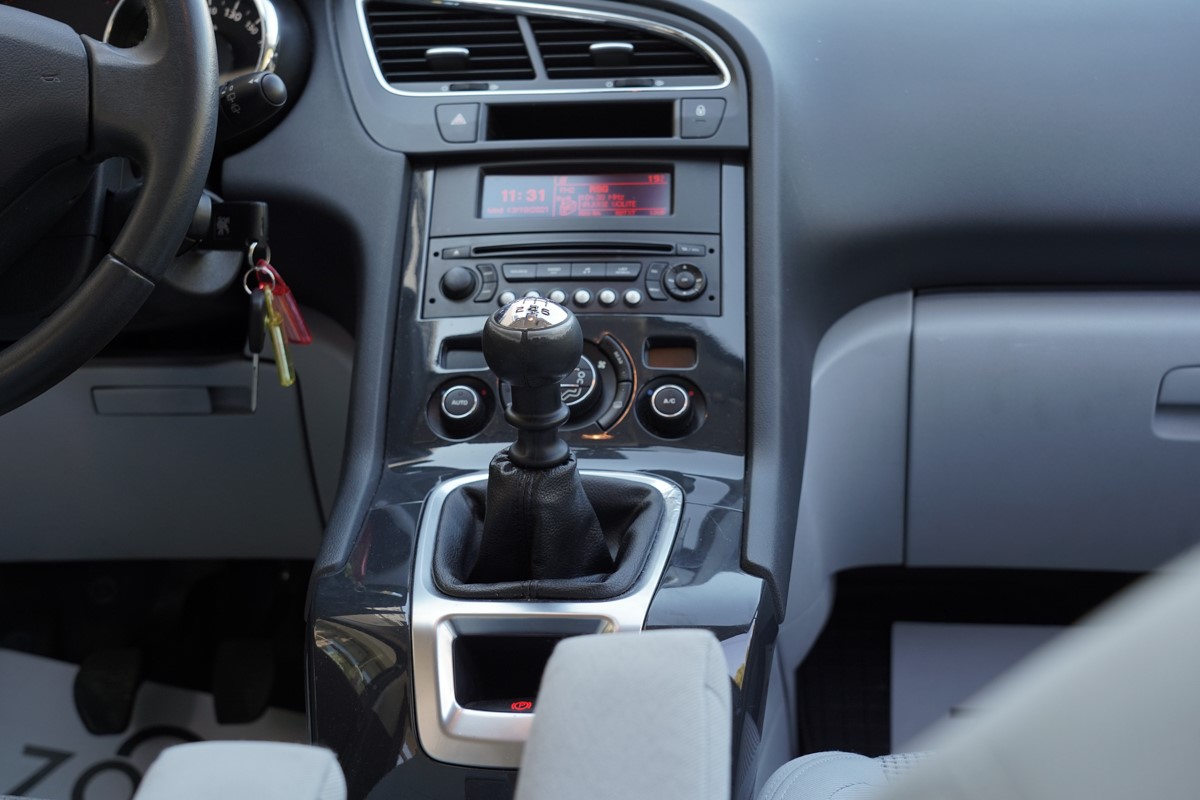Peugeot 5008 1,6 HDI