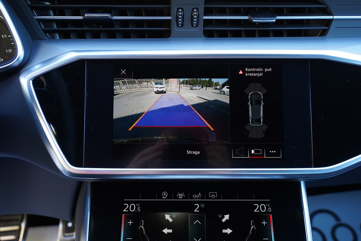 Audi A6
 40 TDI S-LINE S-TRONIC