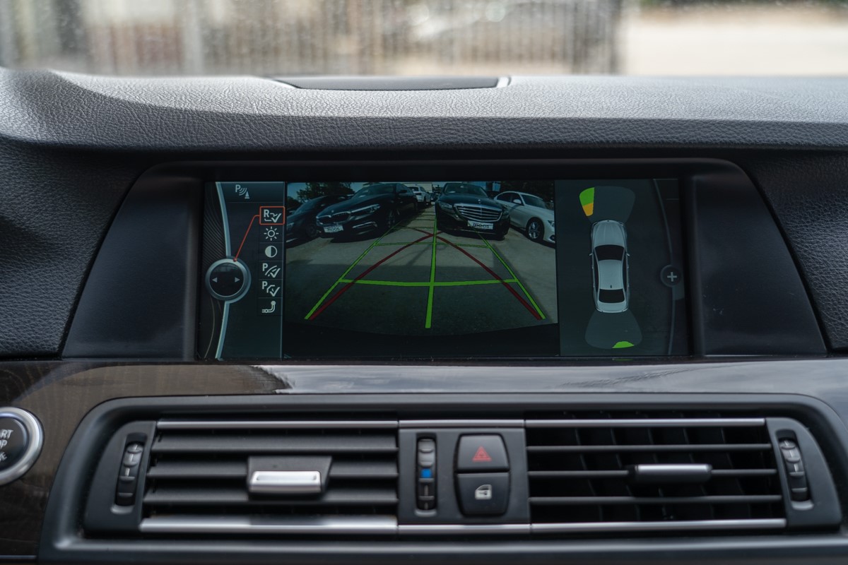BMW
 5-Series 525 D