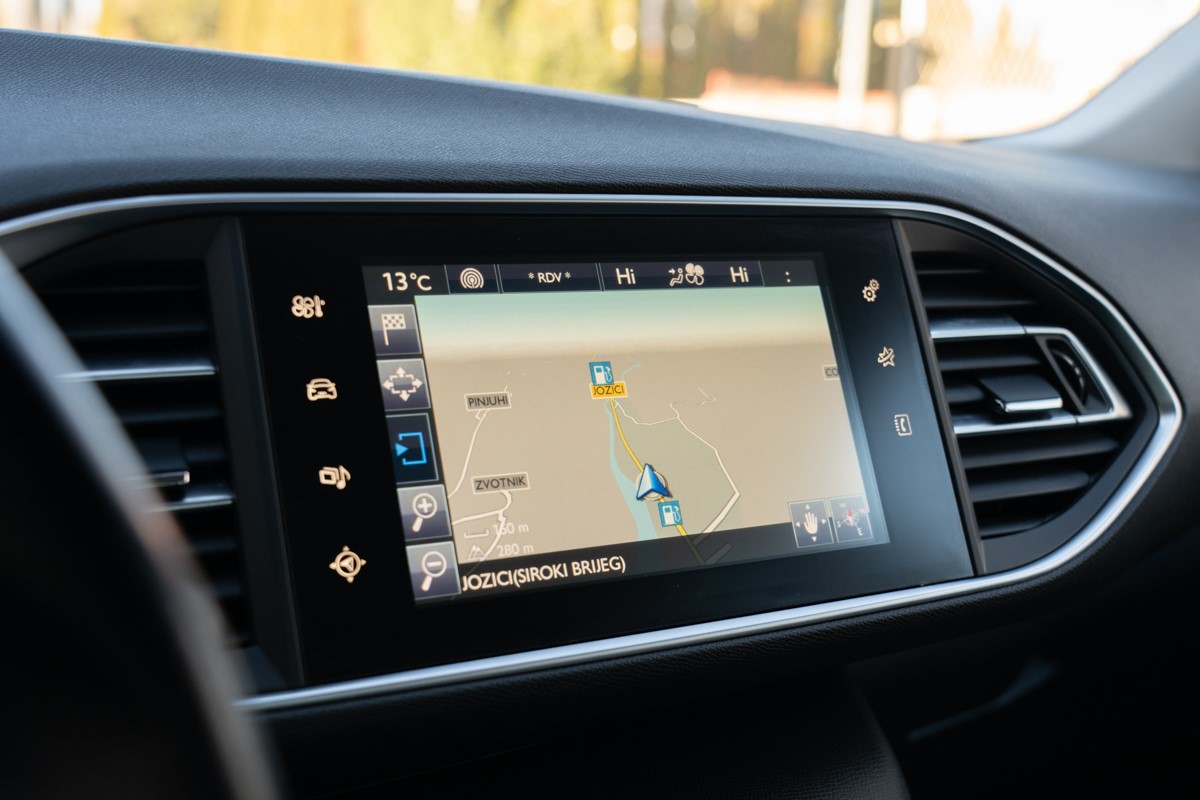 Peugeot 308 1,6 BlueHDI