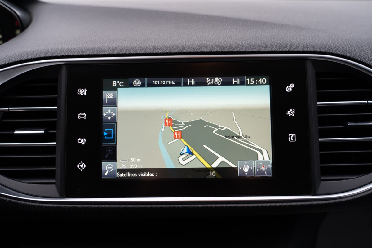 Peugeot 308 1,6 BlueHDI