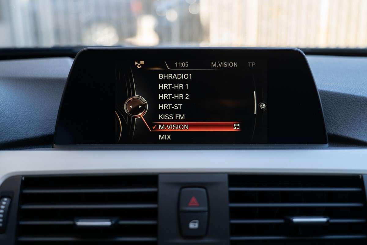 BMW
 3-Series 316D BUSINESS 