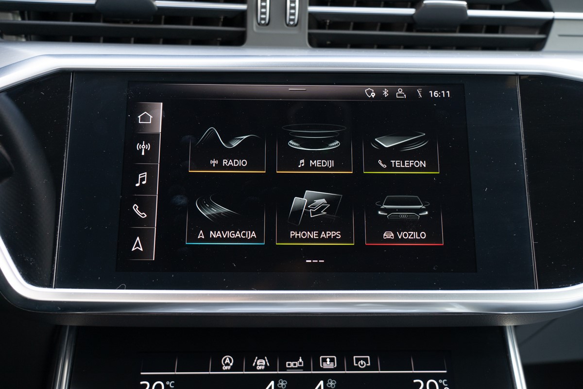 Audi A6
 45 TDI Quattro Sline