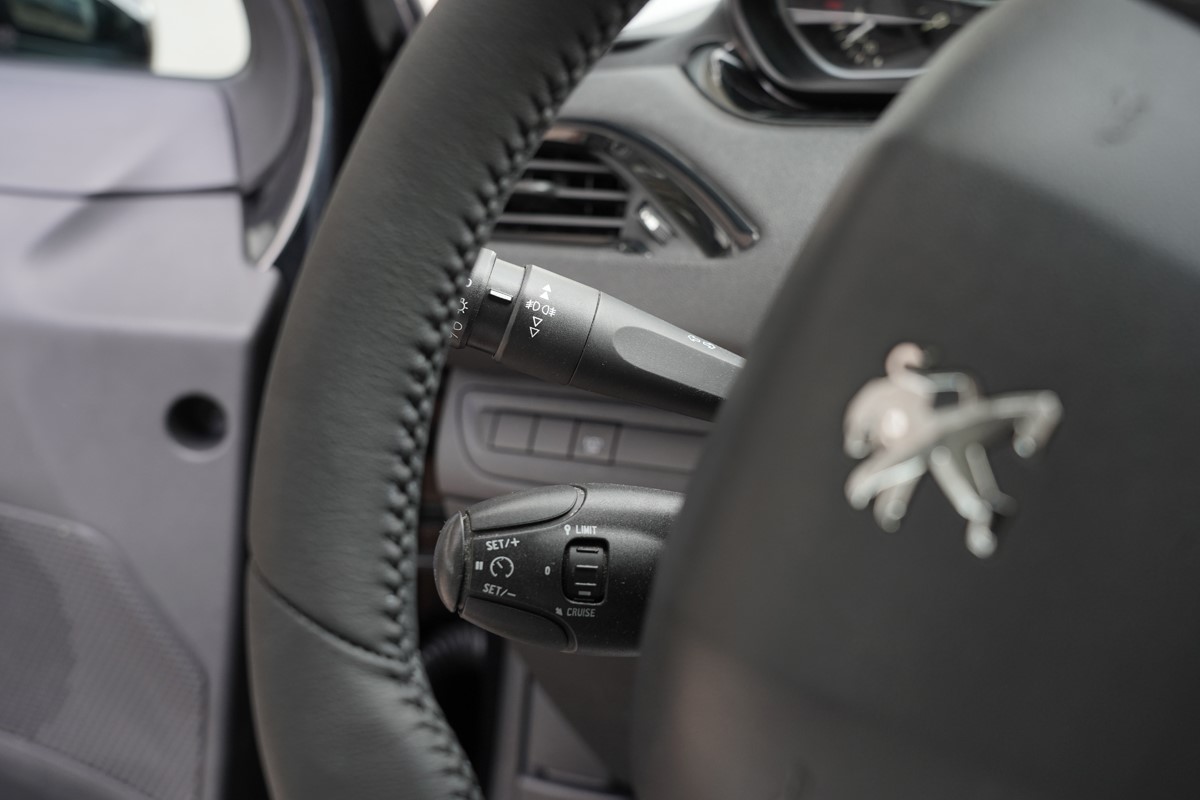 Peugeot 208 1,6 BlueHDI