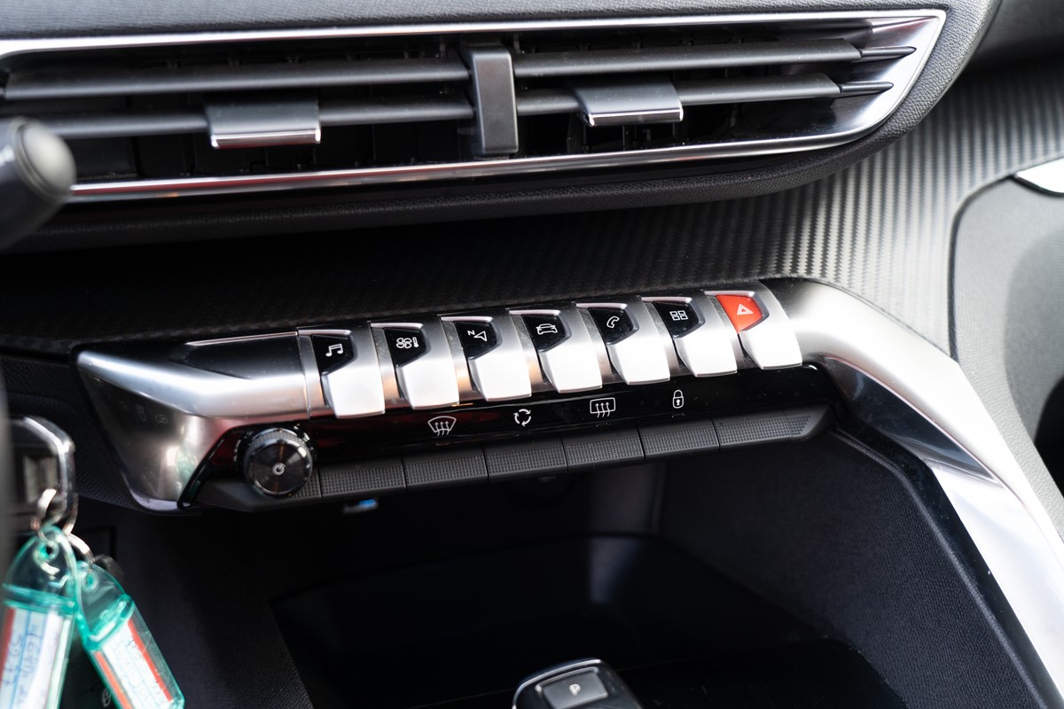 Peugeot 3008 1,6 BlueHDI