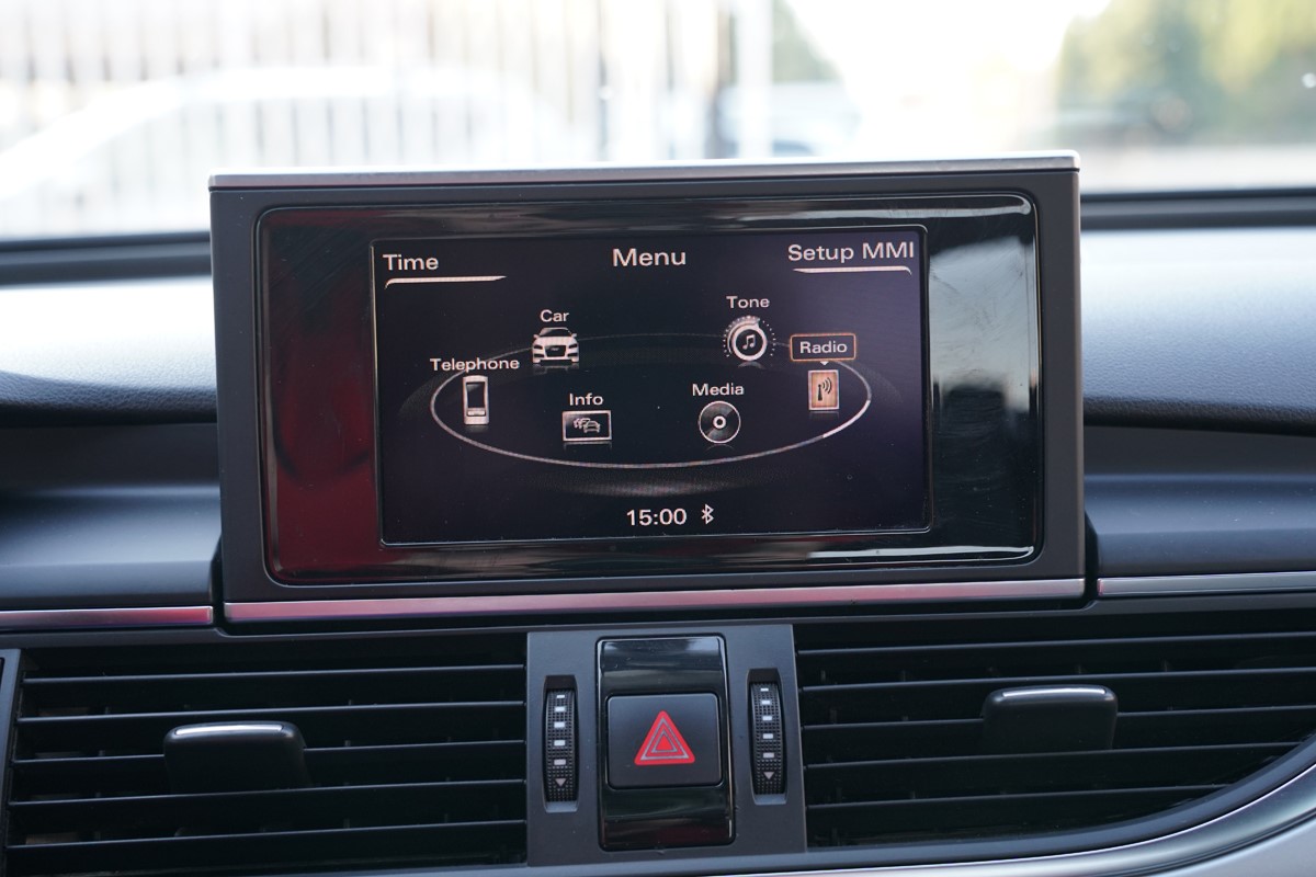 Audi A6
 3.0 TDI QUATTRO