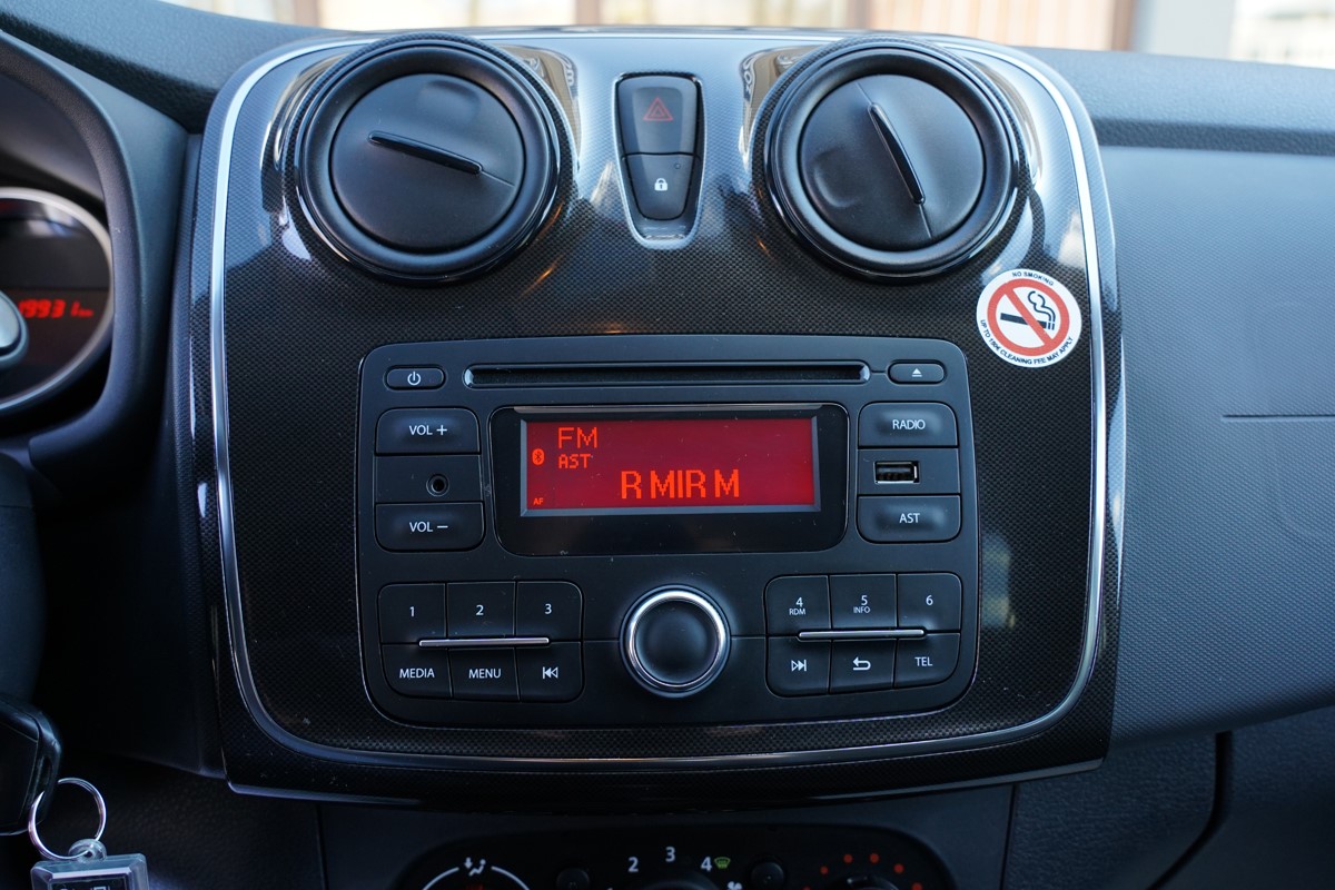 Dacia Sandero 1,0 BENZIN