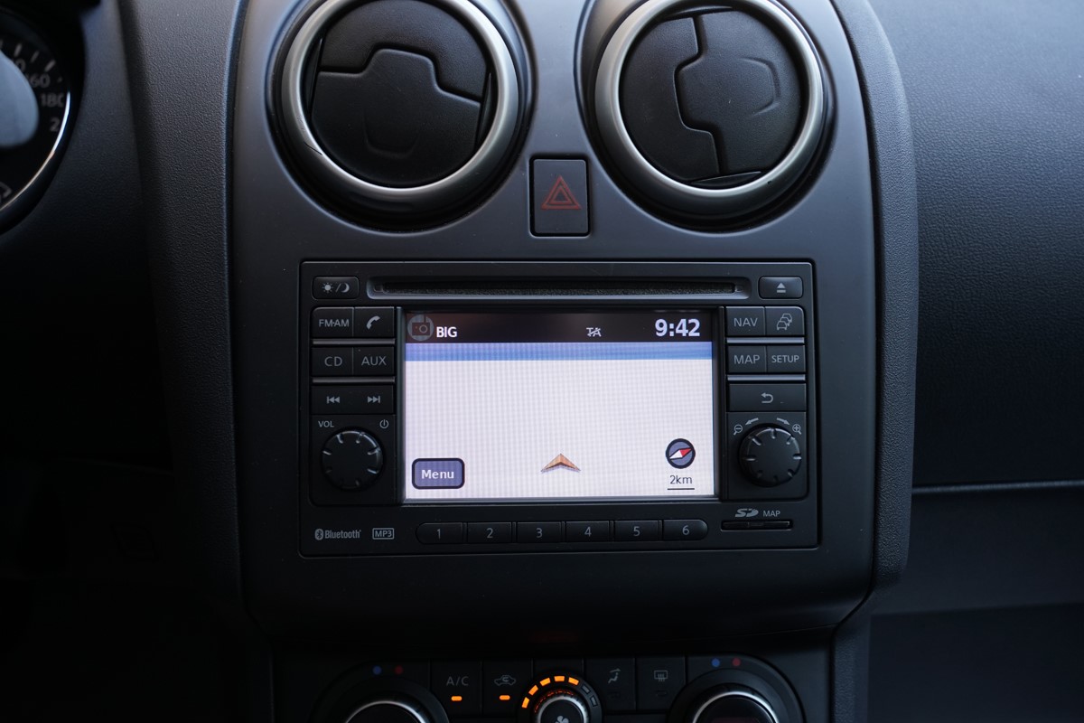 Nissan
 Qashqai 1,6 DCI 4X4