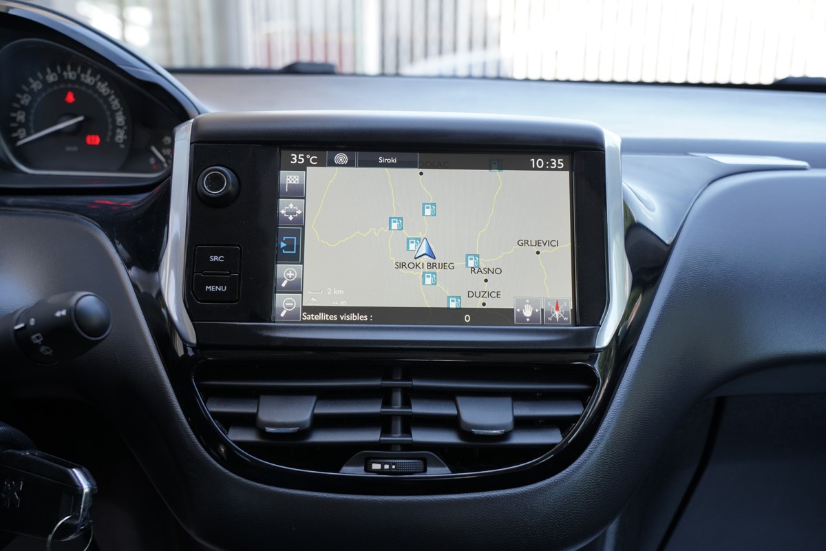 Peugeot 208 1,6 BlueHDI