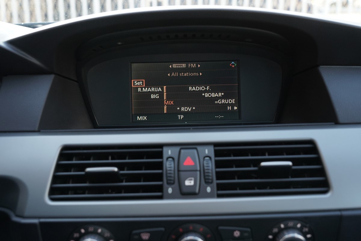 BMW
 5-Series 525 D 
