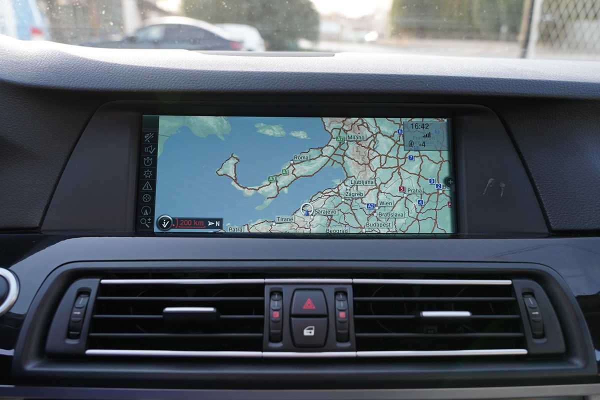BMW
 5-Series F10 535D